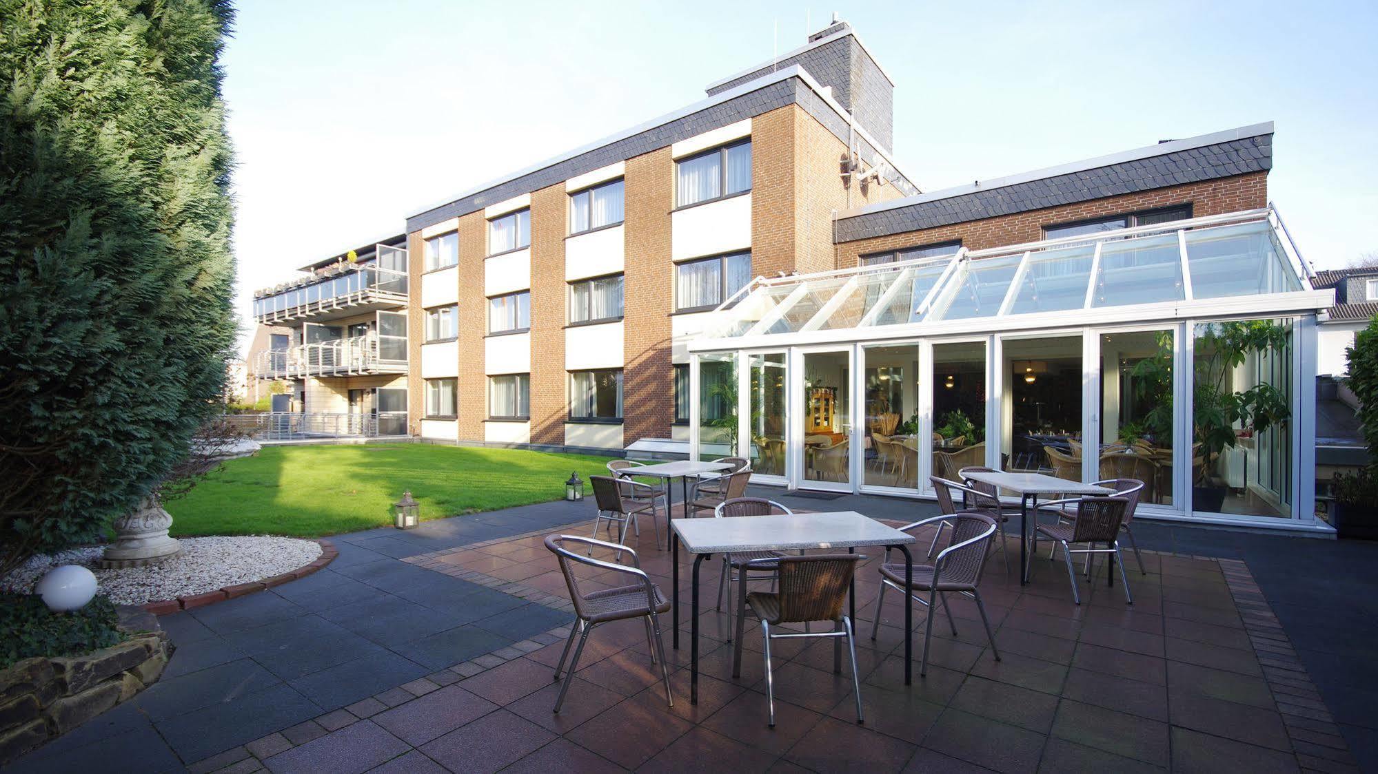 Garten-Hotel Ponick Keulen Buitenkant foto